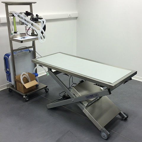 Untersuchungsliege für Veterinärmedizin - Gtebel - elektrisch / höhenverstellbar / neigbar