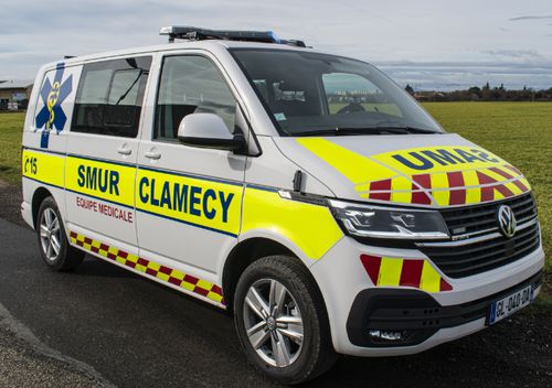 Transfer-Ambulanz - VLM - Gruau - mit Rampe