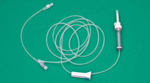 Infusionsset mit Tropfkammer - 090216/VNR - MultiMedical