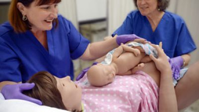Patientensimulator für Entbindungen - Lucina - Elevate Healthcare - für Gynäkologie / weiblich / fötal
