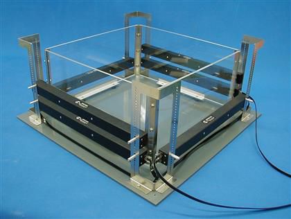 Aktigraph für die Tierforschung - Opto-Varimex-5 - Columbus Instruments - mit Käfig