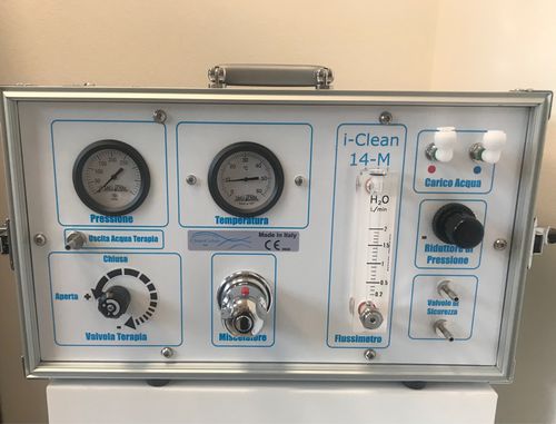 Gerät für die Colon-Hydro-Therapie / Tisch - CleanColon Italy