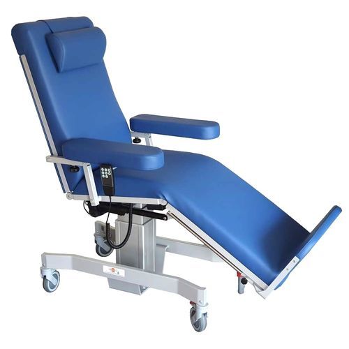 Elektrischer Behandlungsstuhl - VIRNA - 5.9 Care Weighing Systems - mit Fußstütze / mit Fußstütze / höhenverstellbar