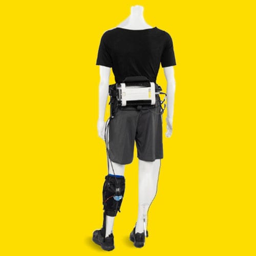 Einbeiniges Exoskelett für Rehabilitation - ReStore™ - ReWalk Robotics - Gang