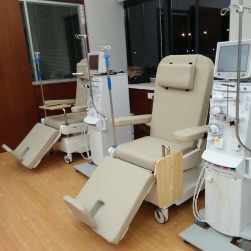 Elektrischer Hämodialysesessel - PY-YD-410 - Nanning Passion Medical Equipment - dreiteilig / für Chemotherapie / auf Rollen