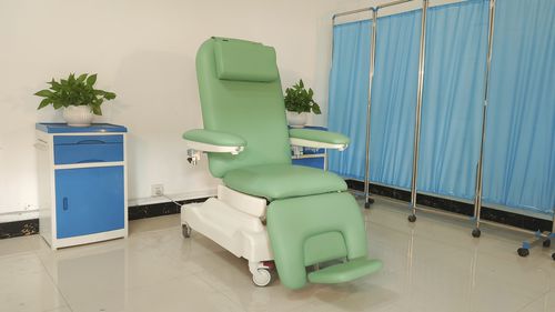 Elektrischer Hämodialysesessel - PY-YD-310 - Nanning Passion Medical Equipment - dreiteilig / für Chemotherapie / auf Rollen