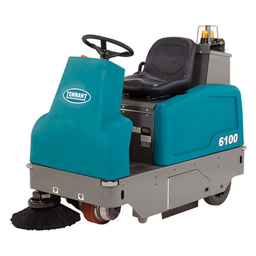 Aufsitzkehrmaschine - 6100 - Tennant
