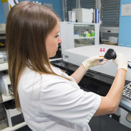 Automatisiertes Verpackungssystem - PakPlus-Rx - OMNICELL - Medikamente / für die Pharmaindustrie