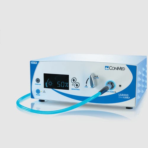 Lichtquelle für Endoskope - LS8000 - ConMed - LED / tragbar