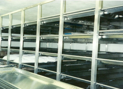 Modulares Regal - SR1211-3 - Spire Integrated Solutions - Sarg für Leichenhallen / offene Bauweise / Edelstahl