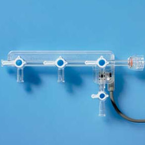 Infusionsverteiler für die Intensivpflege - NAMIC® - Navilyst Medical