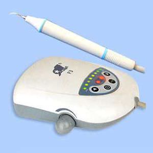 Dental-Scaler / Ultraschall - MST863191 - Shantou Minston Medical Instruments - Komplettset / Scaler
