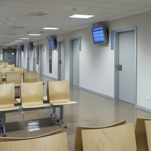 Tür für Gesundheitseinrichtungen - SOLECO DOORS - einflügelig / Edelstahl