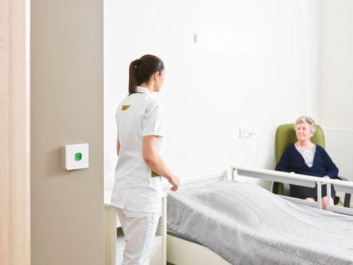Betten-Schwesternrufsystem - AQURA Essentials - Televic Healthcare - Telefon / für WC / Panik-Taste