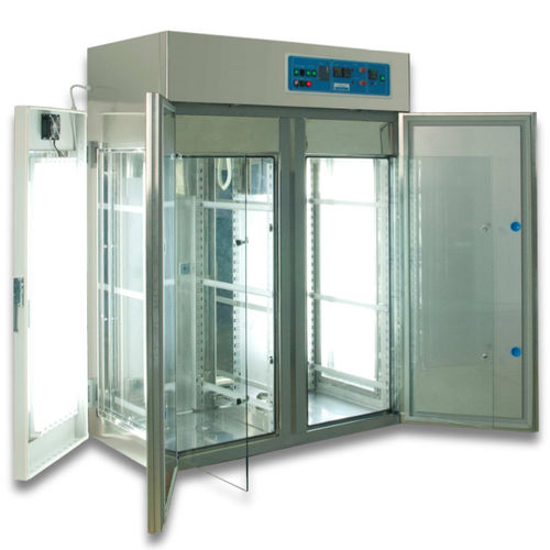 Klimatestkammer - KB 7140 F-LL - tritec - Feuchte / Temperatur / Lampen