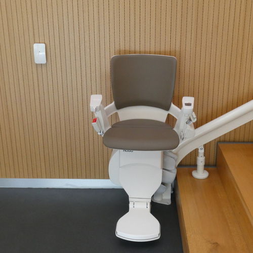 Treppenlift für Wendeltreppen - Mono Smart - Högg Liftsysteme - für Humanmedizin