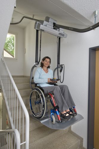 Treppenlift für Rollstühle - RL60P - Högg Liftsysteme - für Humanmedizin / deckenmontiert