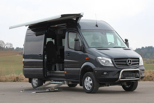 Fahrzeug für Personen mit eingeschränkter Mobilität / Großraumlimousine - Mercedes Sprinter - PARAVAN - rückwärtiger Eingang / seitlicher Eingang