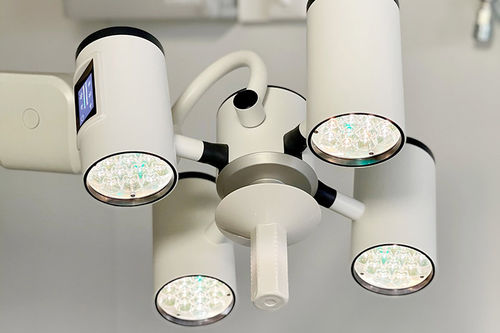 Deckenmontierte OP-Leuchte - SOL20 - ADMECO - LED / 97