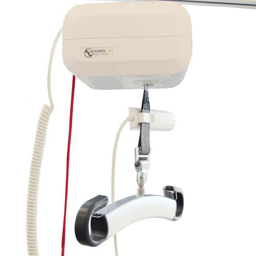 Elektrischer Patientenlifter - HeliQ - Human Care Group - schienenmontiert / für Erwachsene / Hub