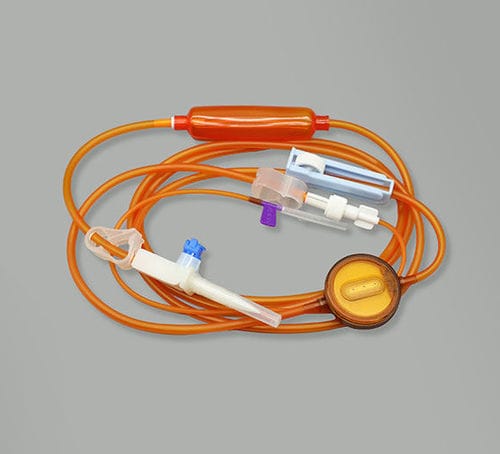 Infusionsset mit Lichtschutzvorrichtung - Jianxi Sanxin Medtec Co., Ltd.  - mit Filter zur Vorbeugung von Partikel-Kontaminationen / mit Absperrhahn / mit Tropfkammer