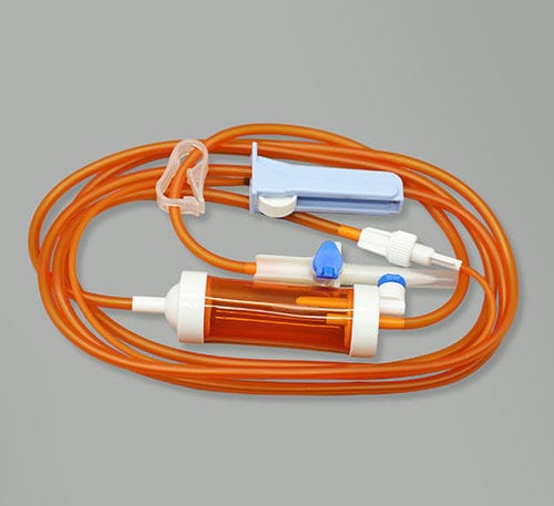 Infusionsset mit Lichtschutzvorrichtung - Jianxi Sanxin Medtec Co., Ltd.  - mit Absperrhahn / mit Tropfkammer