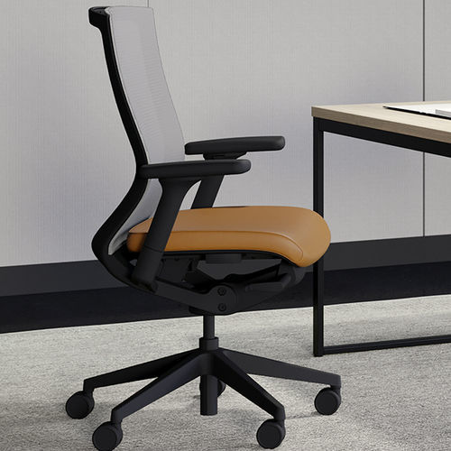 Bürostuhl mit Armlehnen - Altus Task - KI - auf Rollen / pneumatisch / ergonomisch