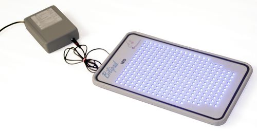 Phototherapielampe für Neugeborene - BILIPAD - AVI Healthcare - in Deckenform / Blaues Licht