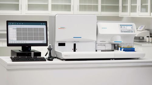 Automatisiertes Urin-Analysegerät - Atellica® 1500 - Siemens Healthineers - Laboratory Diagnostics - Tisch