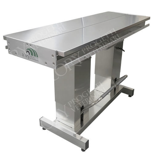 Hydraulisches OP-Tisch fur Tierpraxen - Mercury - Lory Progetti Veterinari srl - für Großtiere / hövenverstellbarer / V-Platte