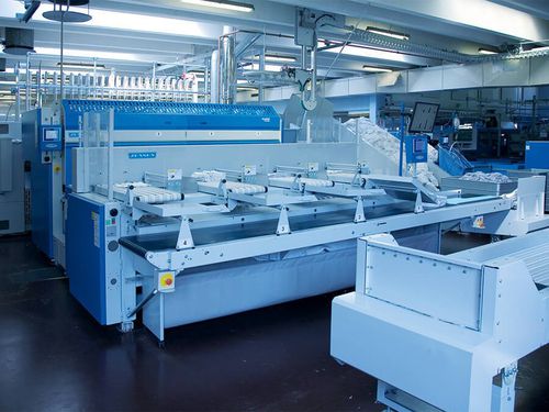 Faltmaschine für Laken / mit Stapelsystem - MFS - Jensen-Group