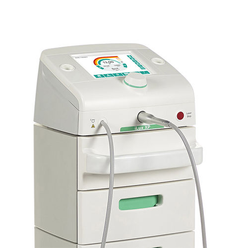 Hochleistungs-Lasertherapiegerät - ILUX XP - Mecmedix - auf Wagen