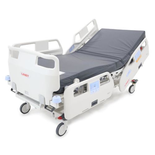 Krankenhausbett - Essenza 300 - LINETT - elektrisch / höhenverstellbar / auf Rollen