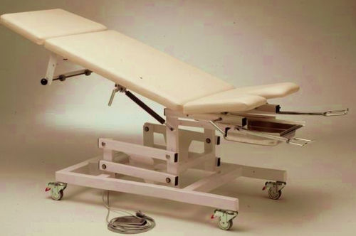 Gynäkologie-Untersuchungsliege - Medico T14P - Fysiotech - pneumatisch / höhenverstellbar / dreiteilig