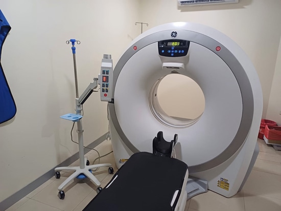 Neuinstallation eines CT-Injektors in Ecuador
