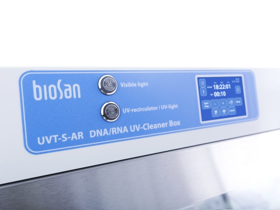 PCR-Kabinett mit Touchscreen-Display
