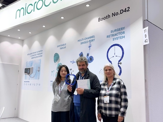 Medica 2025 Tag 1: Ein fruchtbarer Start!