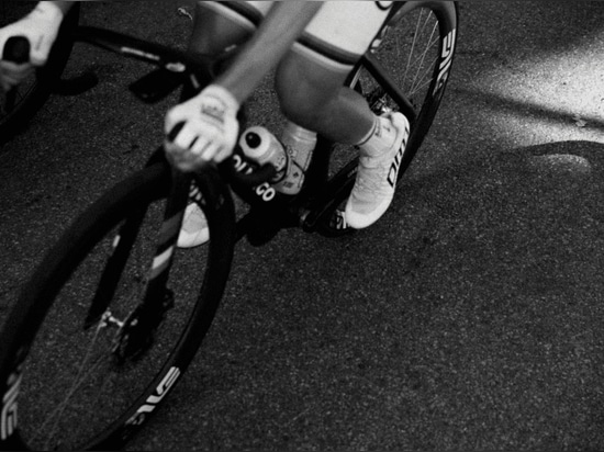 Adaptive menschliche Leistung: Die Zukunft der Sportbiomechanik