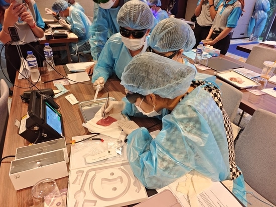 Internationaler Zahnmedizin-Laser-Workshop vermittelt fortgeschrittene klinische Fähigkeiten in Kambodscha